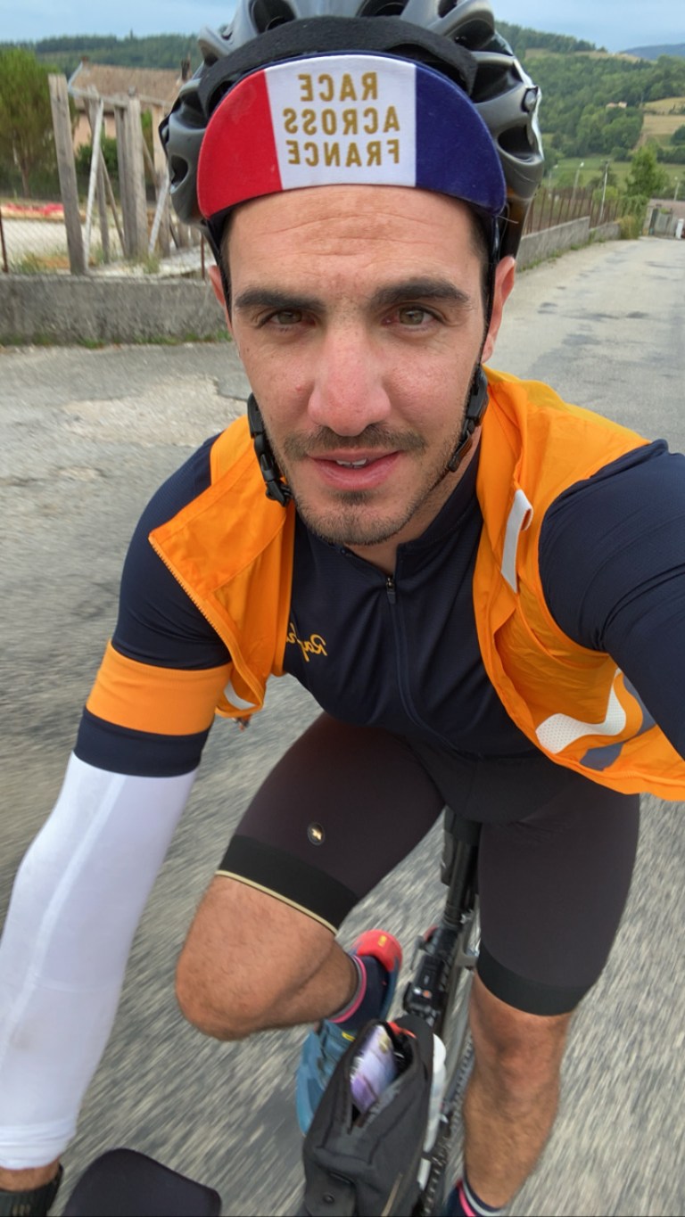 3AA4A8E4-9F9C-4B9C-8CF2-764AD087D403