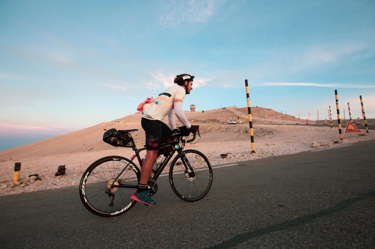 E81228FB-590B-477D-ABA9-3611ED3EF4A4